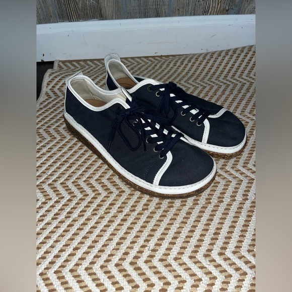 Birkenstock Shoes - Birkenstock size 9.5 (40) navy blue and white canvas lace up oxford Santa Cruz